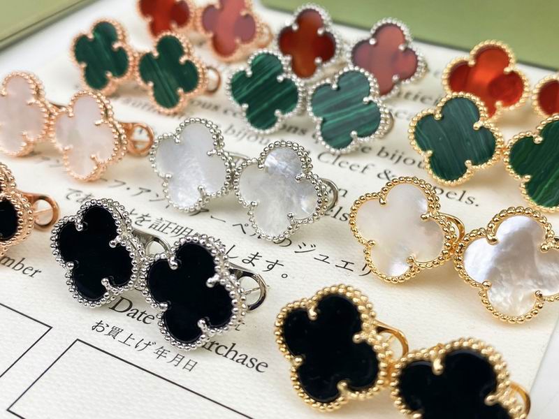 Van Cleef & Arpels earring 12yxq08